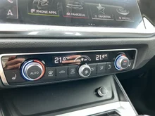 Audi Q3 35 TFSI in Schwarz, Metallic