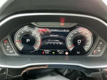Audi Q3 35 TFSI in Schwarz, Metallic