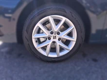 SEAT Leon Style Edition 1.5 TSI 115 PS in Fjord-Blau