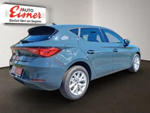 SEAT Leon Style Edition 1.5 TSI 115 PS in Fjord-Blau
