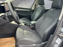 VW Golf Variant Business mHeV TSI DSG in Delfingrau Metallic