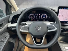VW Golf Variant Business mHeV TSI DSG in Delfingrau Metallic