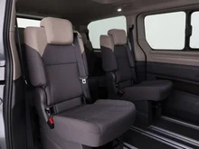 VW Multivan Business ÜH TDI in Indiumgrau Metallic