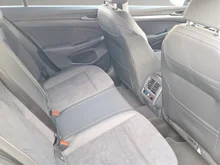 VW Golf Rabbit mHEV DSG in Grenadillschwarz Metallic