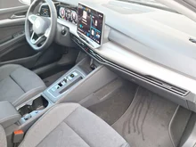 VW Golf Rabbit mHEV DSG in Grenadillschwarz Metallic