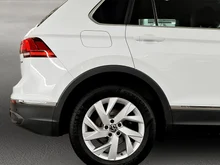 VW Tiguan Life TDI 4MOTION DSG in Pure White