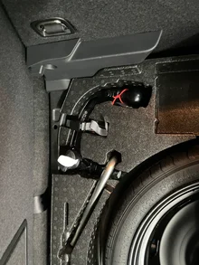 Thumbnail-Foto von Fahrzeug