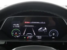 Audi e-tron Sportback 50 quattro 230 kW in BRILLANTSCHWARZ