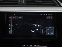 Audi e-tron Sportback 50 quattro 230 kW in BRILLANTSCHWARZ