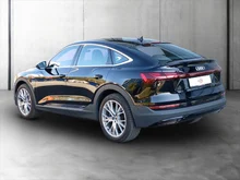 Audi e-tron Sportback 50 quattro 230 kW in BRILLANTSCHWARZ