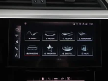 Audi e-tron Sportback 50 quattro 230 kW in BRILLANTSCHWARZ