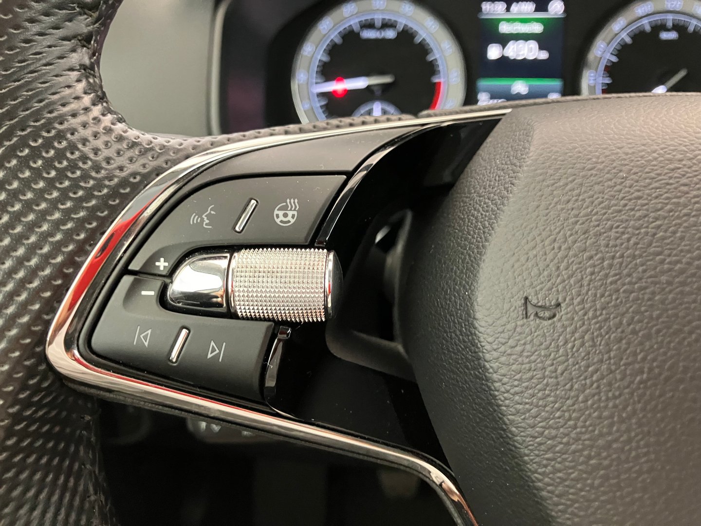Škoda KAROQ Style SC TDI | Bild 15 von 31