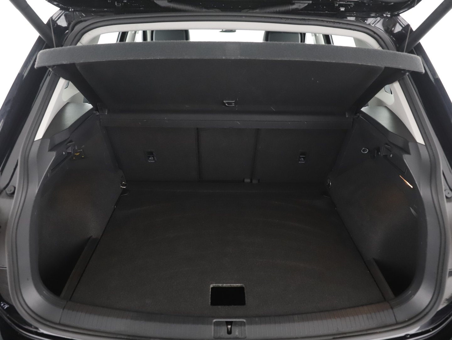 VW Tiguan Life TDI 4MOTION DSG | Bild 20 von 25
