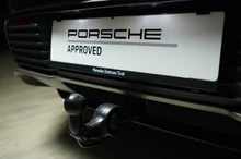 Porsche Macan Turbo in tiefschwarzmetallic