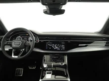 Audi Q8 e-hybrid quattro 360 kW in Mythosschwarz Metallic