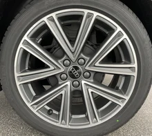 Thumbnail-Foto von Fahrzeug