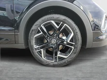 VW T-Cross Sport TSI DSG in Deep Black Perleffekt