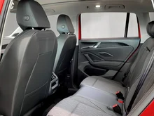 VW Tiguan Friends eTSI DSG in Persimmon Red Metallic