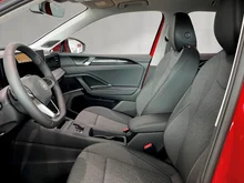 VW Tiguan Friends eTSI DSG in Persimmon Red Metallic