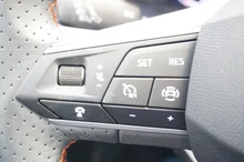 SEAT Arona FR Austria 1.0 TSI in Nevada-Weiß Metallic