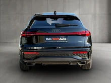 Audi Q5 Sportback e-hybrid quattro 270 KW in Mythosschwarz Metallic