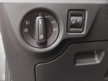 Škoda Kamiq Selection TSI in Graphit-Grau Metallic