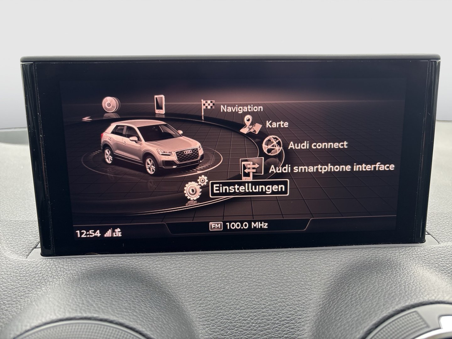 Audi Q2 30 TDI Sport | Bild 16 von 23