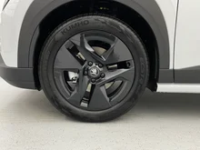 Škoda Epiq Selection 55 in Platinum-Weiß Metallic