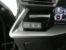 Audi A3 Limousine 35 TDI in A2 Brillantschwarz