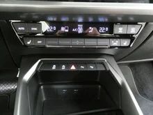 Audi A3 Limousine 35 TDI in A2 Brillantschwarz