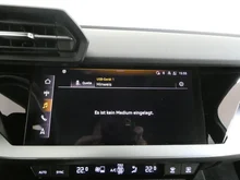 Audi A3 Limousine 35 TDI in A2 Brillantschwarz