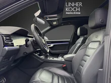 VW Touareg R eHybrid 4MOTION in Deep Black Perleffekt