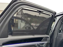 VW Touareg R eHybrid 4MOTION in Deep Black Perleffekt