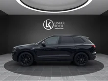 VW Touareg R eHybrid 4MOTION in Deep Black Perleffekt