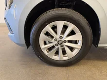 Škoda Kamiq Selection TSI DSG in Smokey Diamond-Silber Metallic
