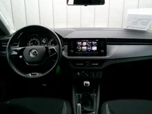 Škoda Scala SC TSI in Black-Magic Perleffekt