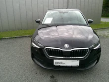 Škoda Scala SC TSI in Black-Magic Perleffekt