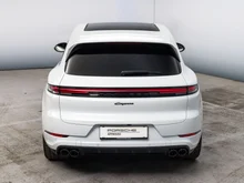 Porsche Cayenne E-Hybrid in CARRARAWEISSMETALLIC