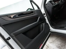 Porsche Cayenne E-Hybrid in CARRARAWEISSMETALLIC
