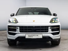 Porsche Cayenne E-Hybrid in CARRARAWEISSMETALLIC