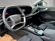 Audi A5 Limousine e-hybrid quattro 220 kW in GLETSCHERWEISS METALLIC