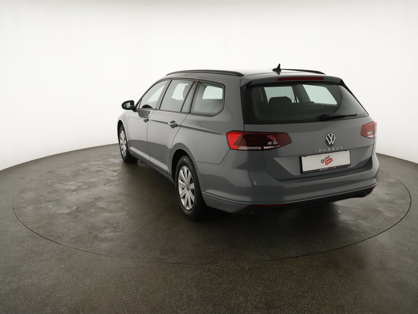 VW Passat Variant TDI DSG | Bild 2 von 22