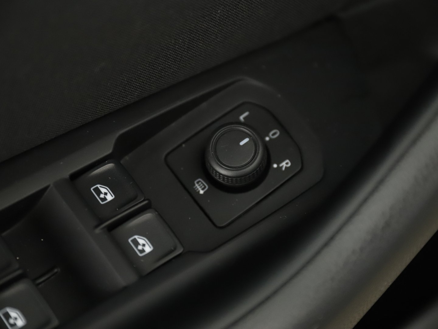 VW Passat Variant TDI DSG | Bild 6 von 22
