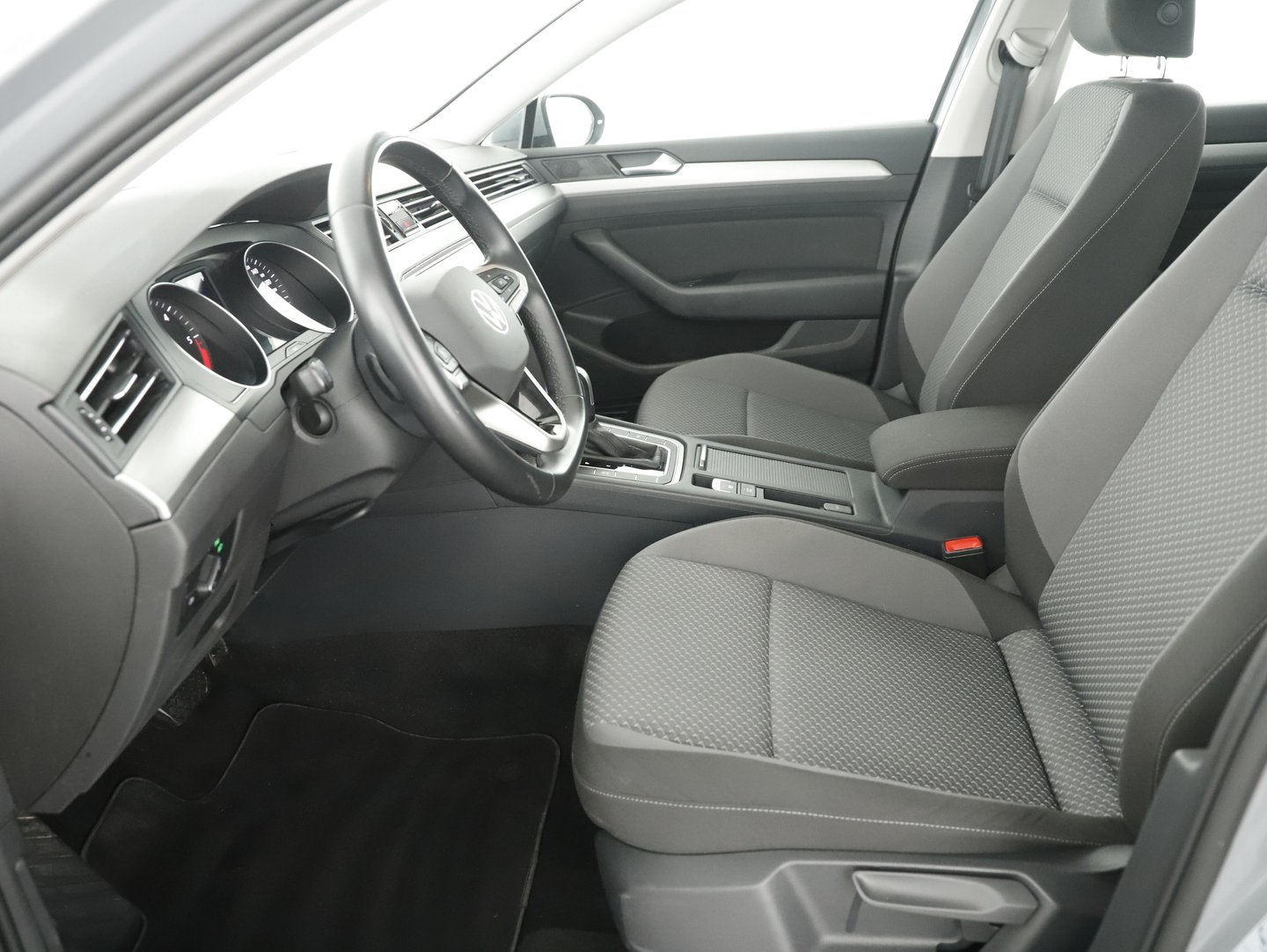 VW Passat Variant TDI DSG | Bild 8 von 22