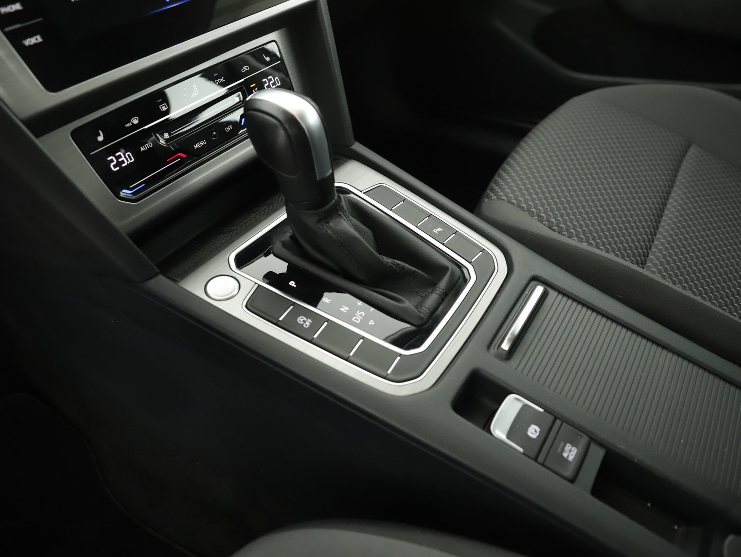 VW Passat Variant TDI DSG | Bild 18 von 22