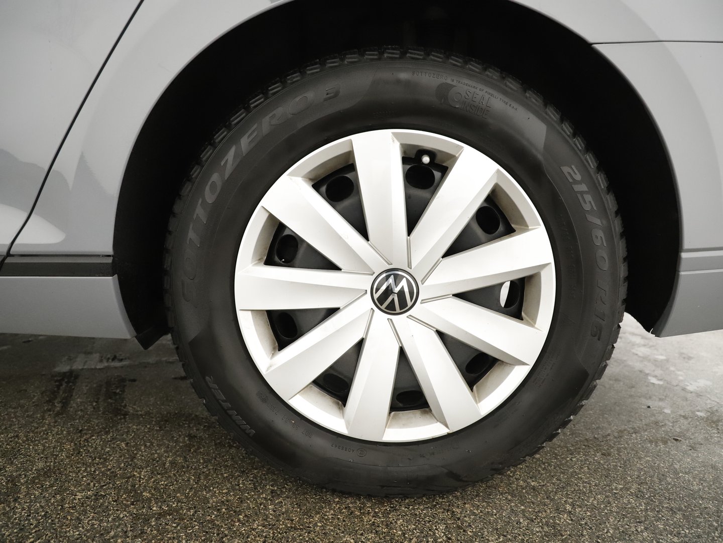 VW Passat Variant TDI DSG | Bild 4 von 22