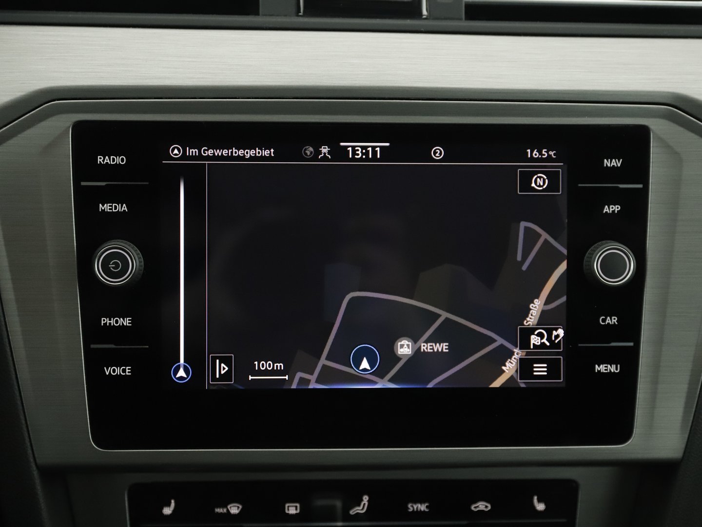 VW Passat Variant TDI DSG | Bild 15 von 22