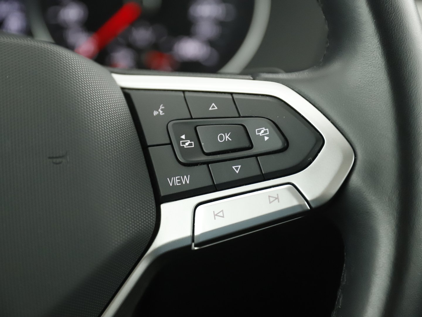 VW Passat Variant TDI DSG | Bild 13 von 22