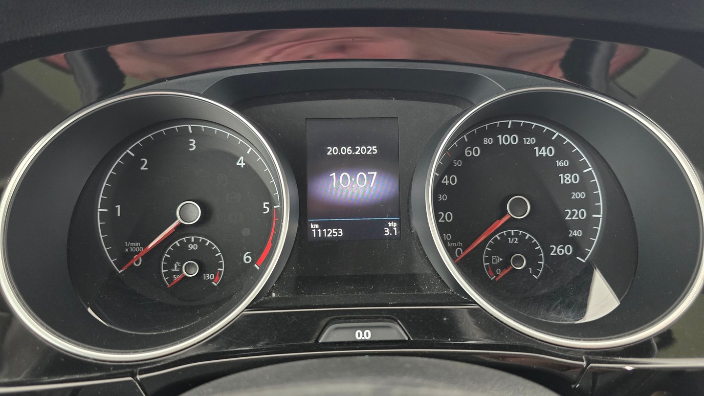 VW Touran Highline TDI SCR DSG 5-Sitzer | Bild 17 von 25