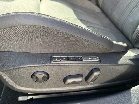 Bild eines Golf Variant Business TDI